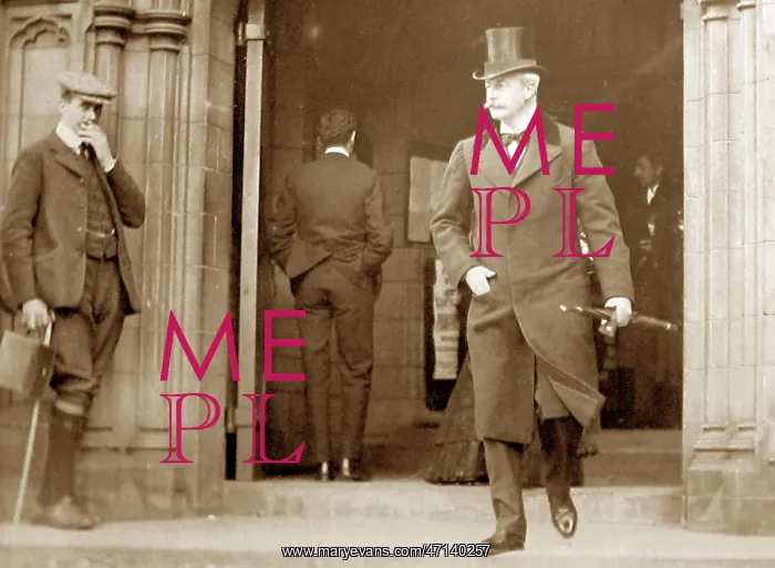 : Right Hon George Wyndham, Edinburgh University, in 1907 : Right Hon George Wyndham, Edinburgh University, in 1907