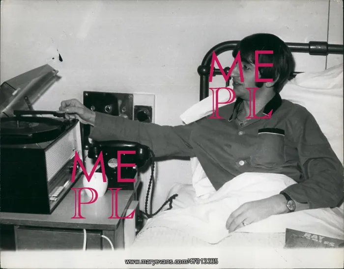 : Ringo Starr in hospital, with record player, London : Ringo Starr in hospital, with record player, London