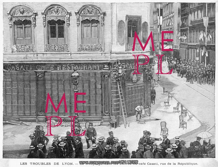: RIOTING AT LYON - 2 : RIOTING AT LYON - 2