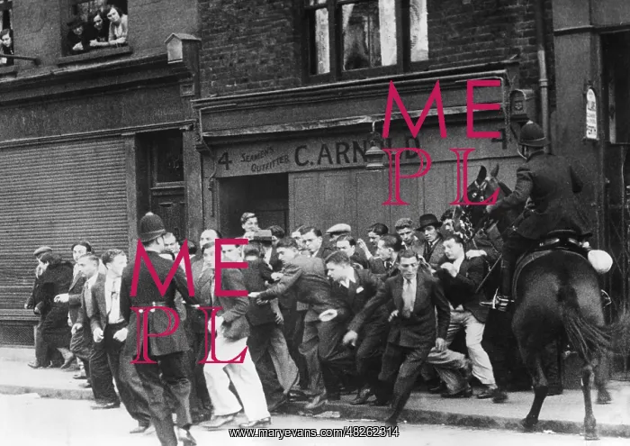 : Riots in London, 1936 : Riots in London, 1936