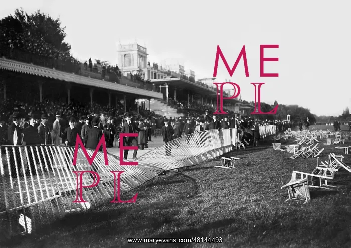 : Riots at the Longchamps race course, 1906 : Riots at the Longchamps race course, 1906