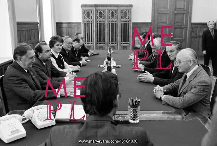: Ris's visit to USSR : Ris's visit to USSR