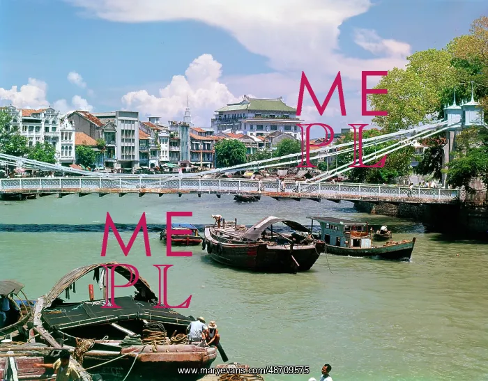 : The River and Cavenagh Bridge, Singapore : The River and Cavenagh Bridge, Singapore