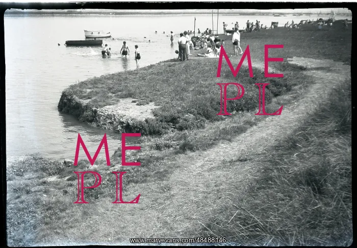 : The River Crouch, Hullbridge, Essex : The River Crouch, Hullbridge, Essex