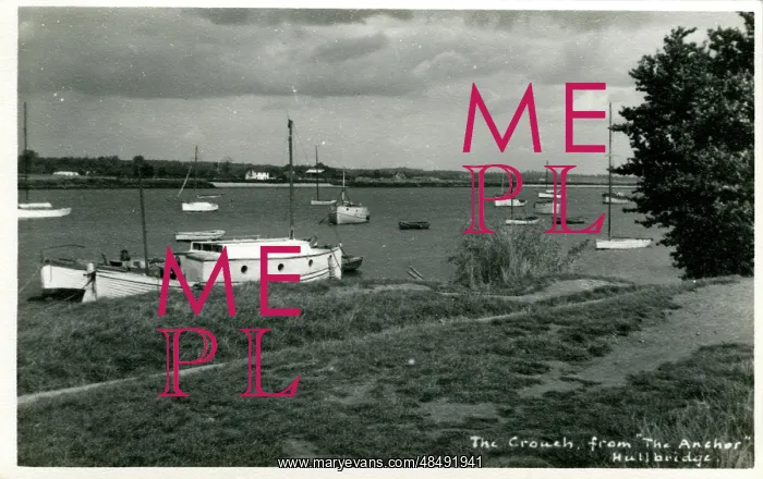 : The River Crouch, Hullbridge, Essex : The River Crouch, Hullbridge, Essex