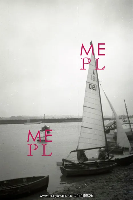 : The River Crouch, Kent : The River Crouch, Kent