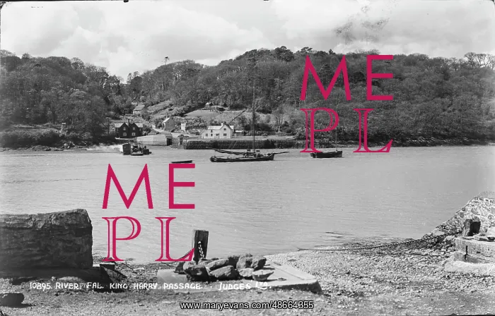 : River Fal at King Harry Passage : River Fal at King Harry Passage