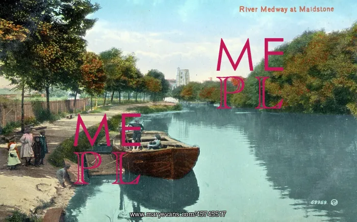  : The River Medway at Maidstone, Kent