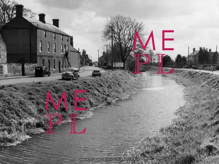 : RIVER NENE : RIVER NENE