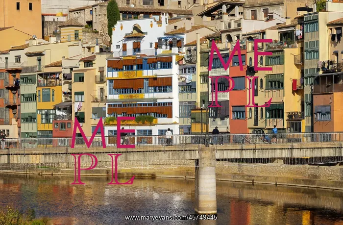 : River Onyar, Girona, Catalonia, Spain : River Onyar, Girona, Catalonia, Spain