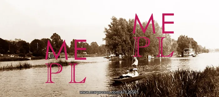  : On the River Thames at Hampton Reach, Victorian period