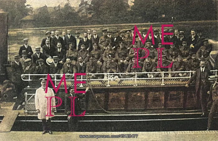 : River trip for wounded soldiers, WW1 : River trip for wounded soldiers, WW1