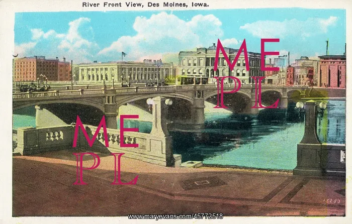  : River front view - Des Moines, Iowa, USA