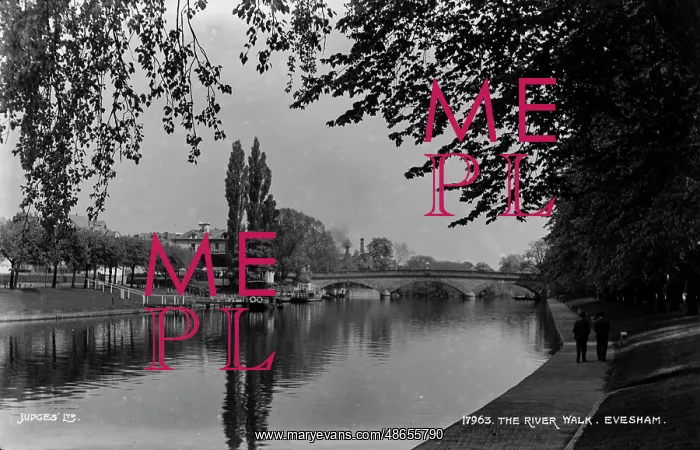 : The River Walk, Evesham : The River Walk, Evesham