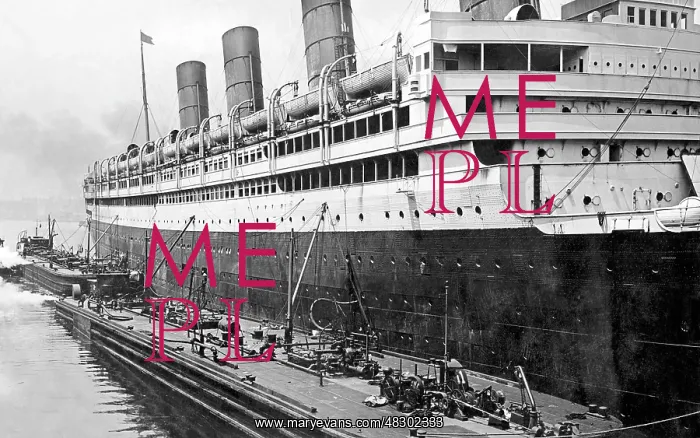 : RMS Aquitania, around around 1930 : RMS Aquitania, around around 1930