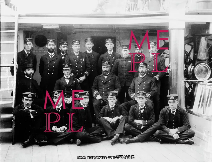  : RMS Carpathia officers