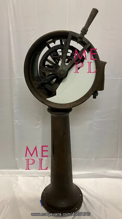: RMS Carpathia, salvaged engine order telegraph on base : RMS Carpathia, salvaged engine order telegraph on base
