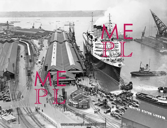 : RMS Queen Mary, 1936 : RMS Queen Mary, 1936