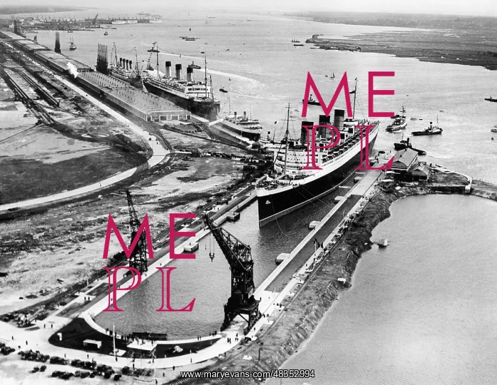 : RMS Queen Mary, 1936 : RMS Queen Mary, 1936