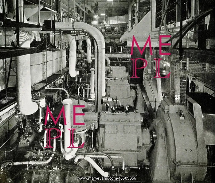 : RMS Queen Mary, engine room