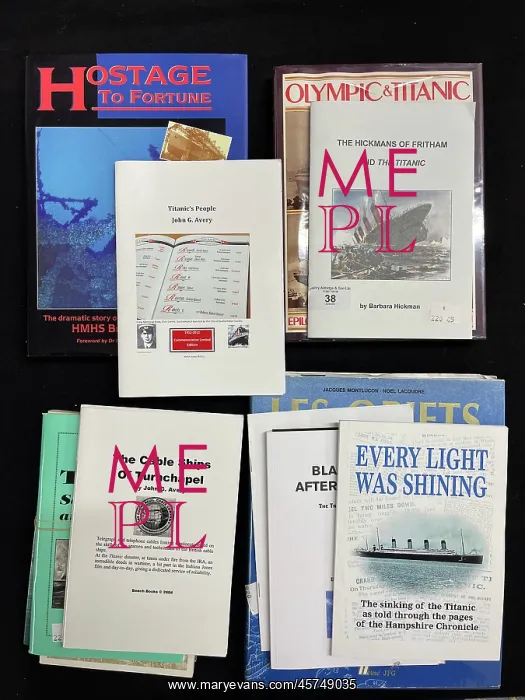 : RMS Titanic, collection of reference volumes : RMS Titanic, collection of reference volumes