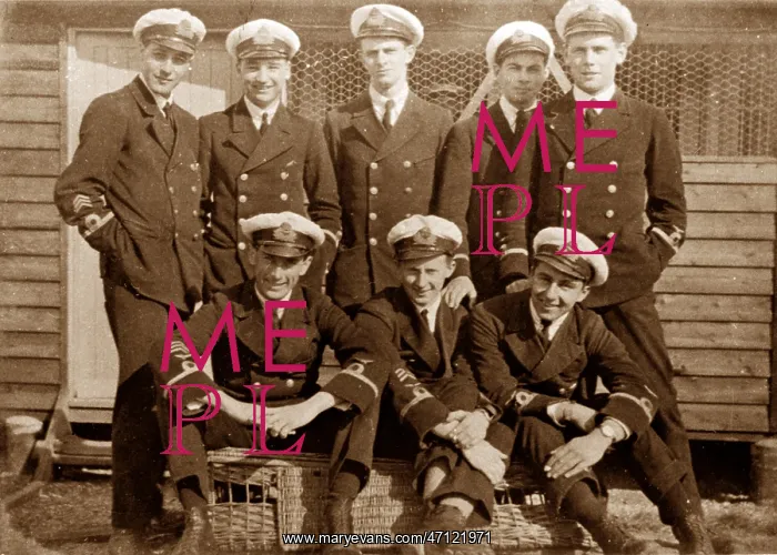  : RNAS Pilots at Newhaven early 1900s