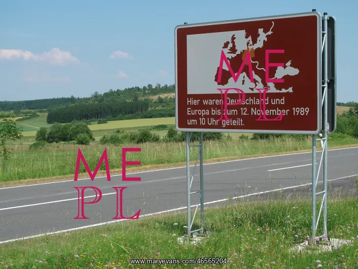 : Road sign at Ullitz, Hof-Plauen, Thuringia, Germany : Road sign at Ullitz, Hof-Plauen, Thuringia, Germany