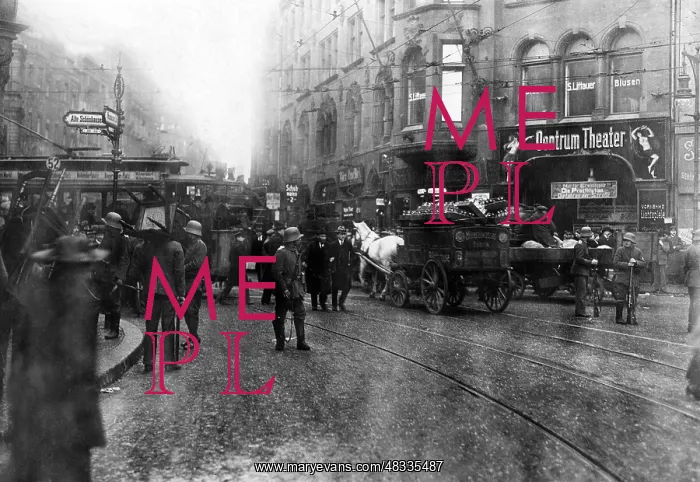 : Roadblock in Berlin, 1919