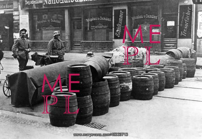 : Roadblock made by government forces in Berlin, 1919 : Roadblock made by government forces in Berlin, 1919