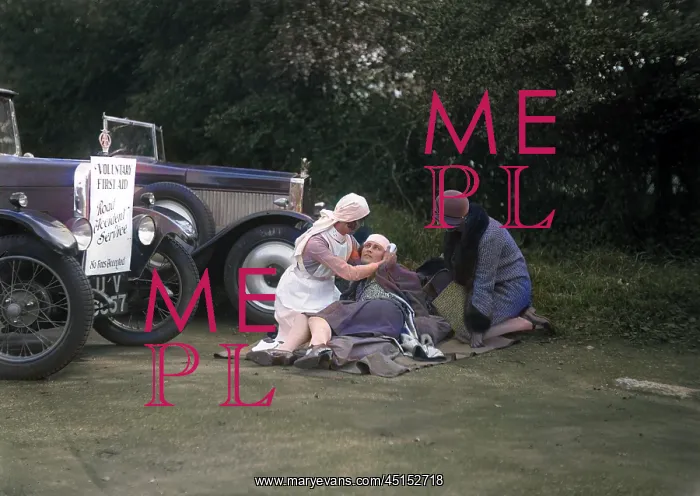 : Roadside First Aid : Roadside First Aid