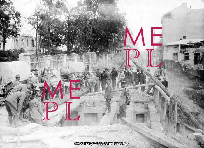 : Roadworks in Eastern Galicia, 1917 : Roadworks in Eastern Galicia, 1917