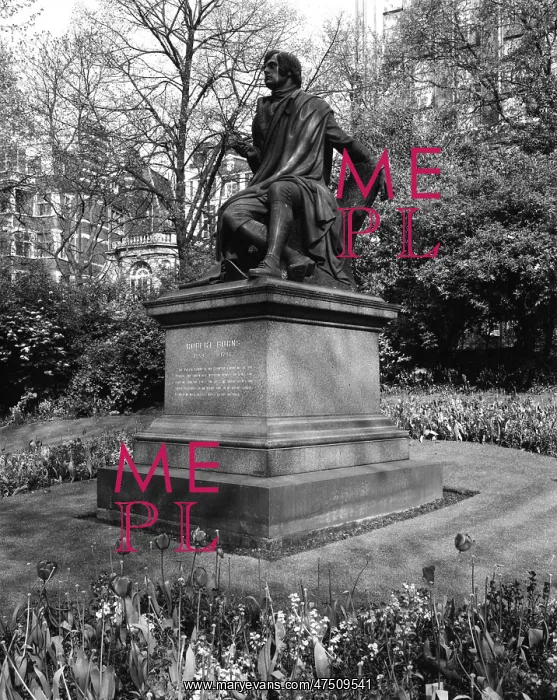 : ROBERT BURNS STATUE : ROBERT BURNS STATUE