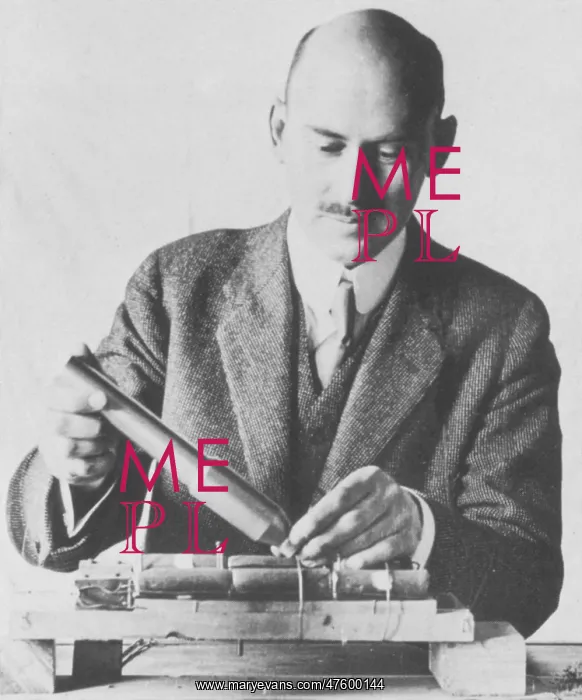 : Robert Goddard, American Rocket Scientist : Robert Goddard, American Rocket Scientist