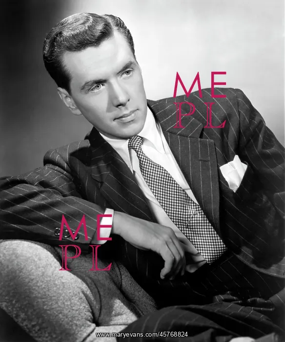 : Robert Hutton, man, actor, celebrity : Robert Hutton, man, actor, celebrity