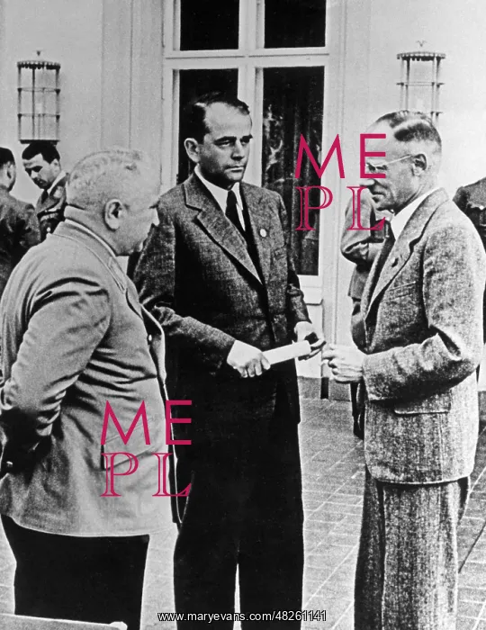 : Robert Ley with Albert Speer and Herbert Backe, 1942 : Robert Ley with Albert Speer and Herbert Backe, 1942