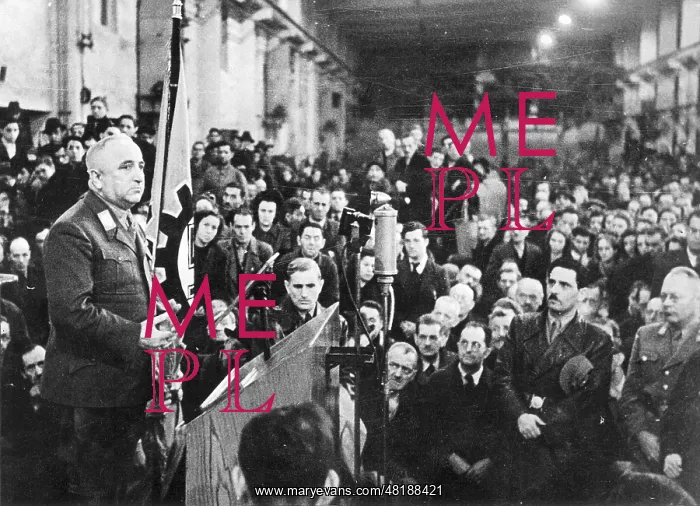 : Robert Ley speaks in front of workers of an industrial compa : Robert Ley speaks in front of workers of an industrial compa