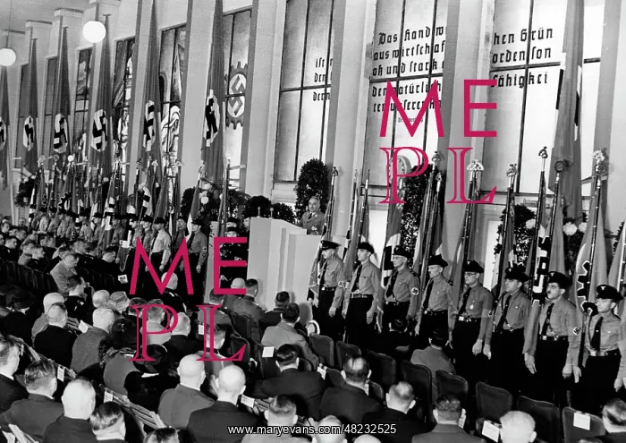 : Robert Ley's speech at a DAF event in Berlin, 1937 : Robert Ley's speech at a DAF event in Berlin, 1937