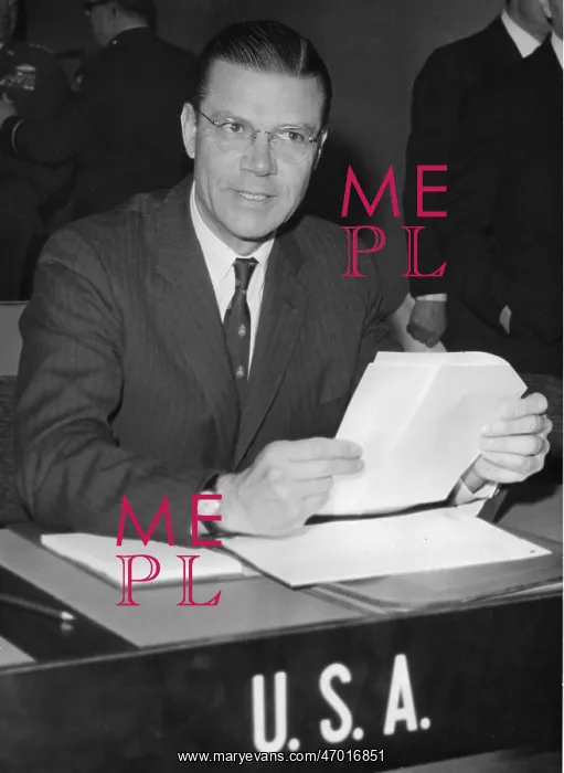 : Robert McNamara : Robert McNamara