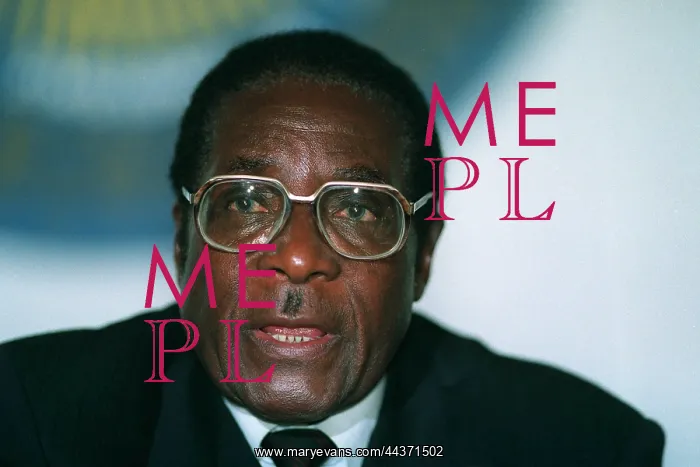  : Robert Mugabe