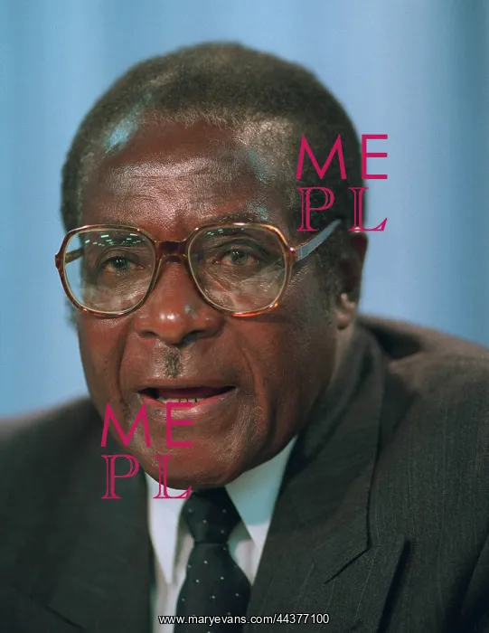  : Robert Mugabe