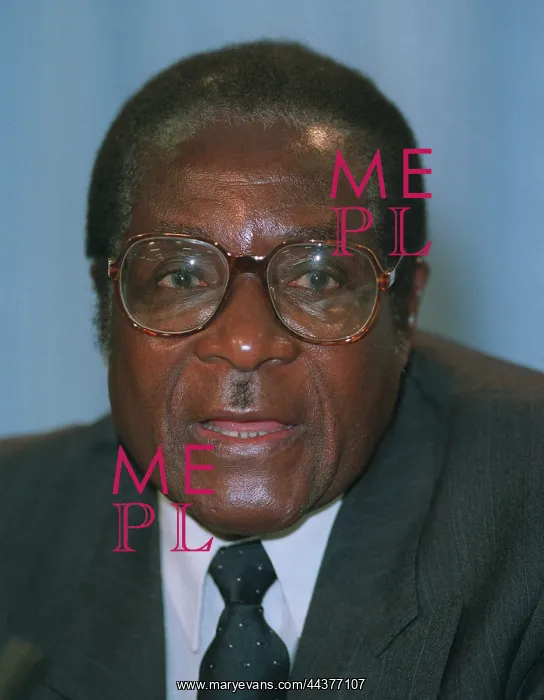  : Robert Mugabe