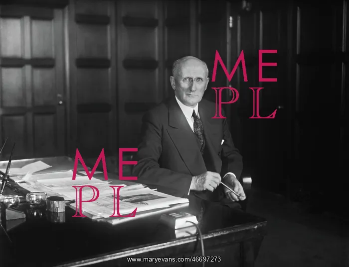: Robert P. Lamont - Government : Robert P. Lamont - Government