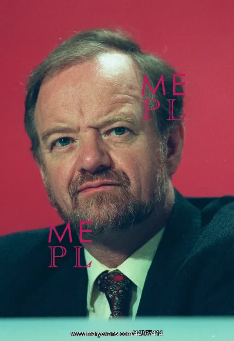  : Robin Cook MP