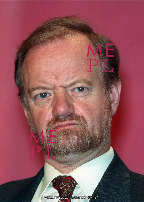  : Robin Cook MP