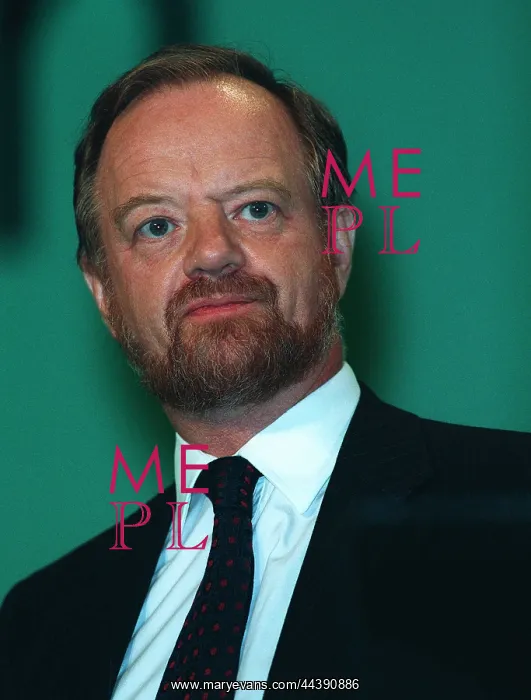  : Robin Cook MP