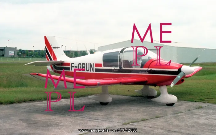: Robin DR.400-160 F-GBUN : Robin DR.400-160 F-GBUN
