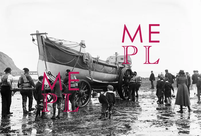  : Robin Hoods bay lifeboat