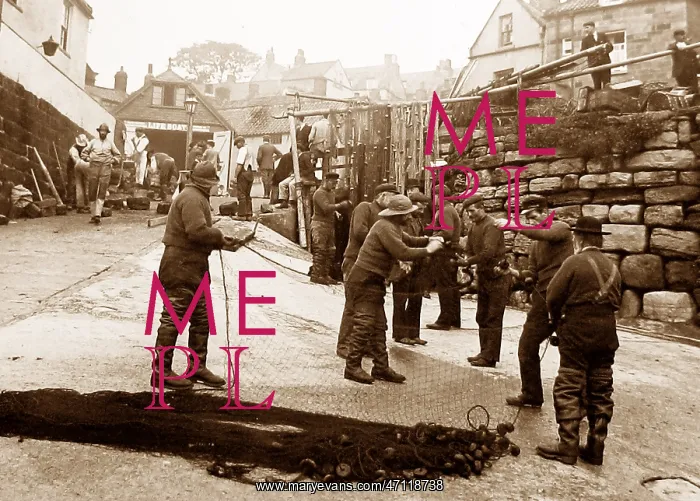 : Robin Hoods bay repairing the nets