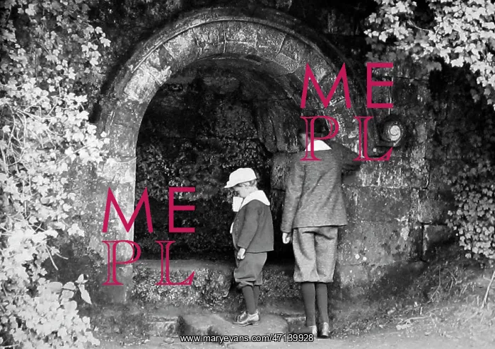 : Robin Hood's Well, Studley Royal Park : Robin Hood's Well, Studley Royal Park