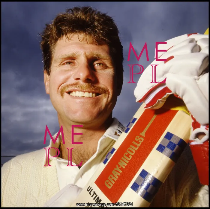  : Robin Smith Cricketer